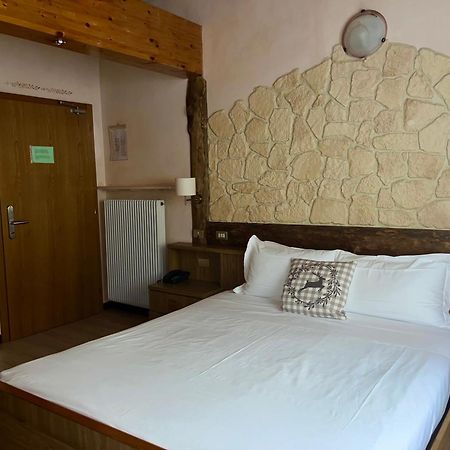Hotel Rododendro Val Di Fassa Campitello di Fassa Ngoại thất bức ảnh