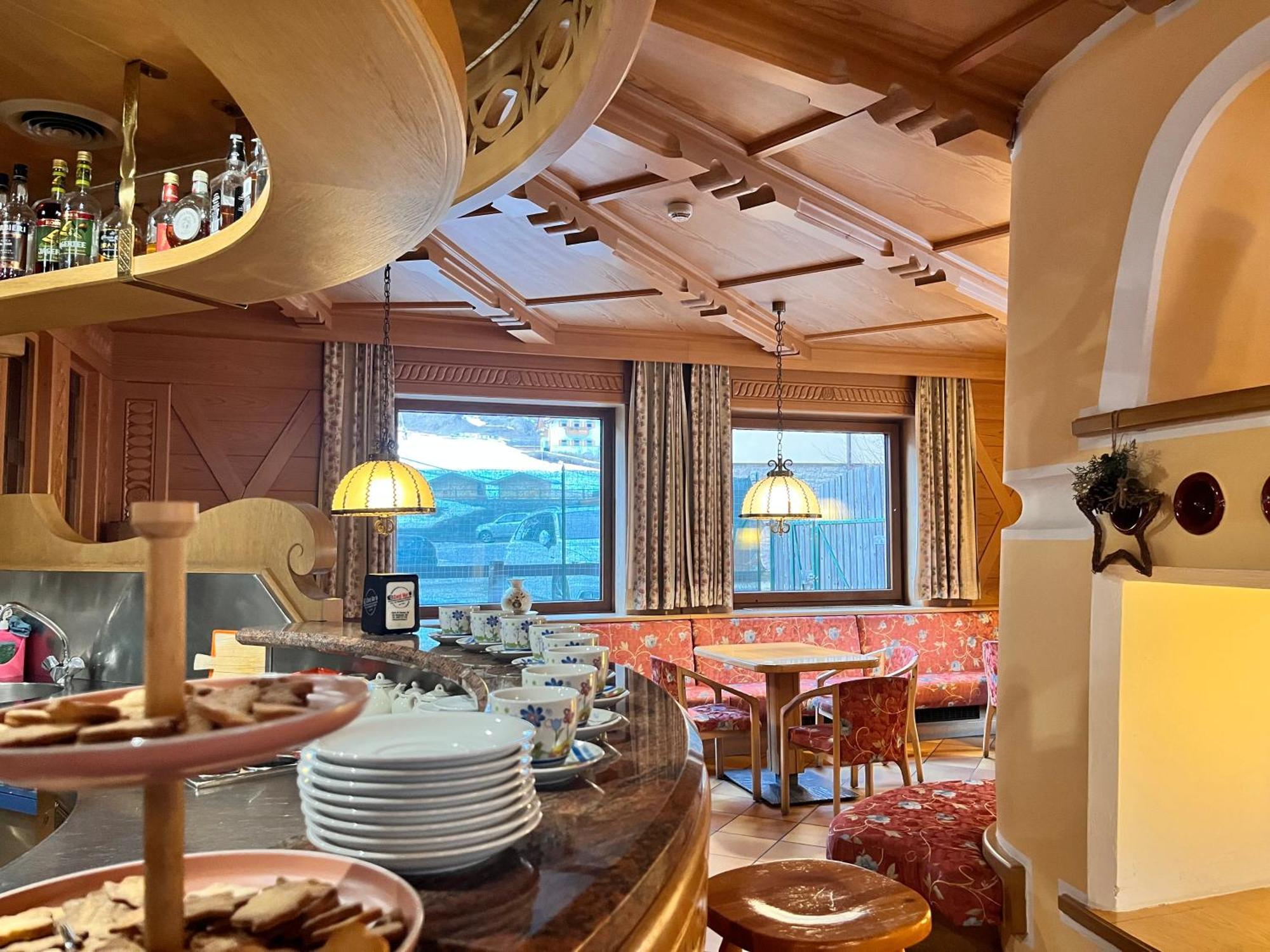 Hotel Rododendro Val Di Fassa Campitello di Fassa Ngoại thất bức ảnh